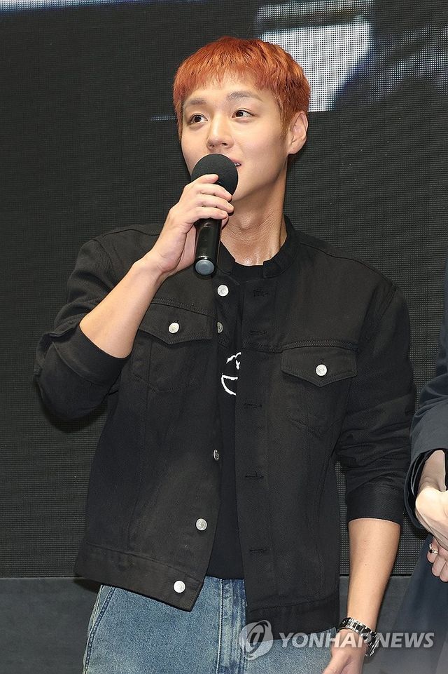 감사 인사말하는 박지훈