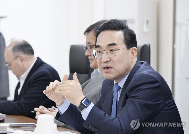 박홍근 기획예산처 장관 후보자, 민생안정 분야 정책간담회 주재