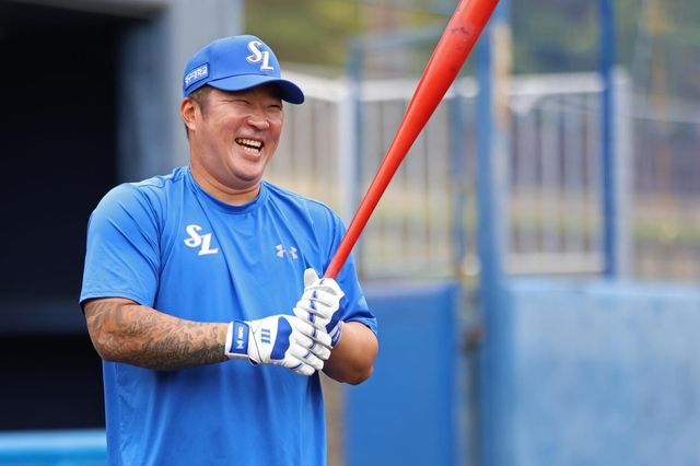 최고령 타자 기록 예약한 삼성 라이온즈 최형우