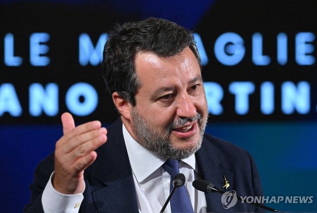 마테오 살비니 이탈리아 부총리 겸 인프라·교통부 장관