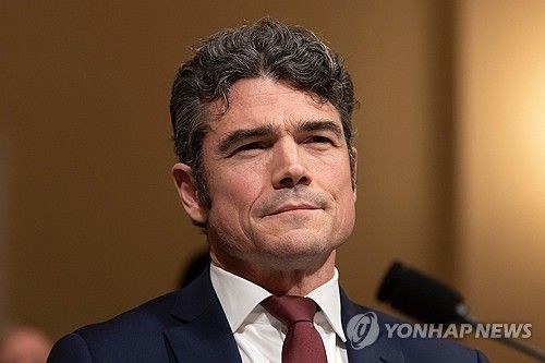 사의 표명한 조 켄트 미국 국가대테러센터(NCTC) 국장