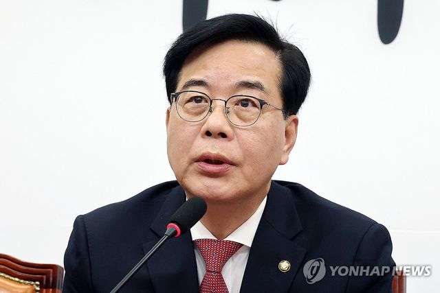 최고위 발언하는 송언석 원내대표