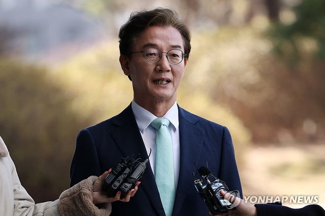 합수본 출석하는 전재수 의원