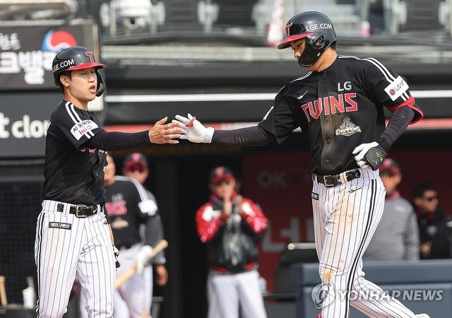 추세현 '투런 홈런'