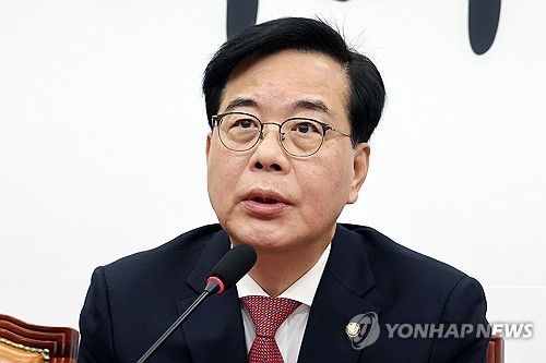 최고위 발언하는 송언석 원내대표