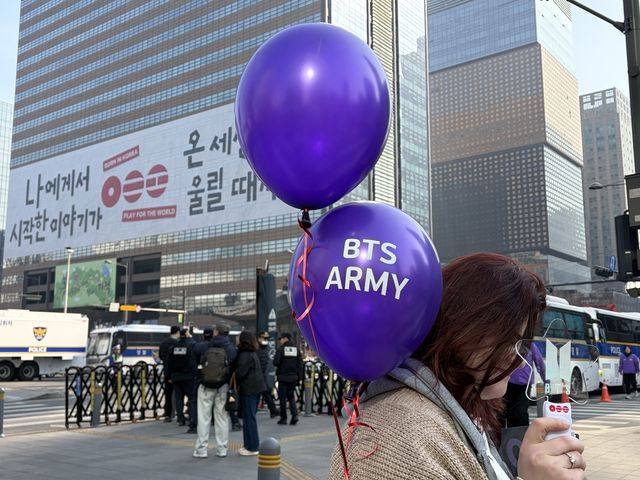 21일 오전 광화문에서 만난 아미