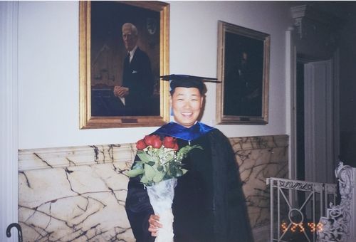 미국 예일대 박사학위 수여식 날 김진우 교수