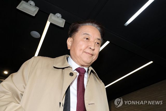 김영환, 현역 첫 컷오프…당사 항의 방문