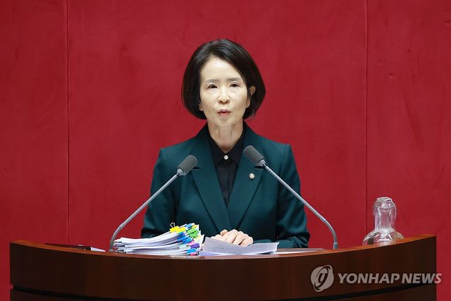 국민의힘 최수진 의원, 정보통신망법 필리버스터 시작