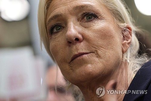 프랑스 극우 정치인 마린 르펜