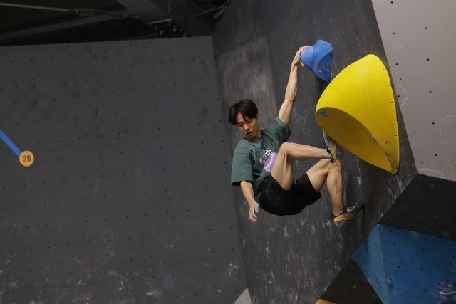 볼더링 종목에 나선 노현승