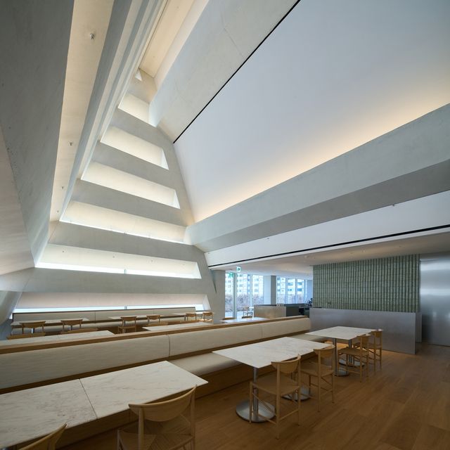 한섬의 더한섬하우스 서울점의 '카페 타임' 전경