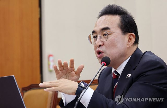 답변하는 박홍근 기획예산처 장관 후보자