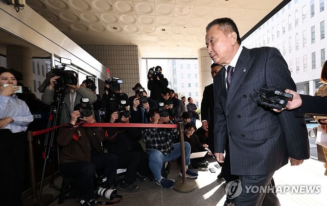 김영환 충북지사, '컷오프 효력정지' 가처분 심문