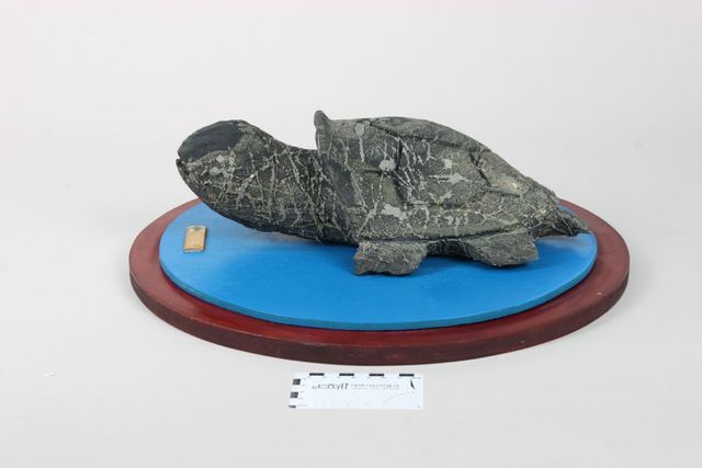 암석 활용 조형물