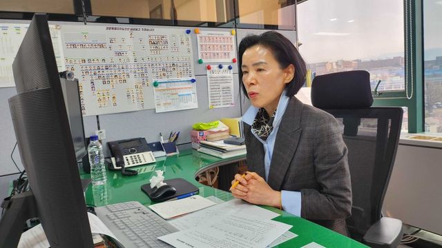 영상회의 중인 김숙자 예방안전과장