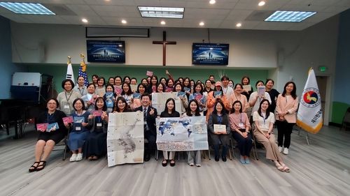 'AI 대한민국 외교관 양성 사업' 업무협약 체결식 참석자들