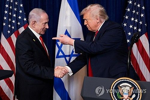 2025년 12월 마러라고서 만난 트럼프와 네타냐후