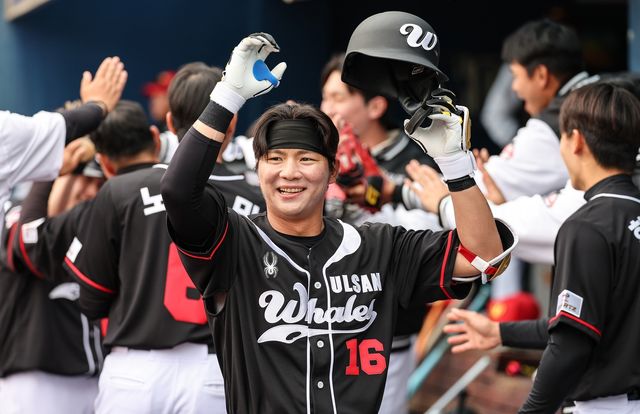 25일 NC 다이노스전에서 3점 홈런을 때린 김수인