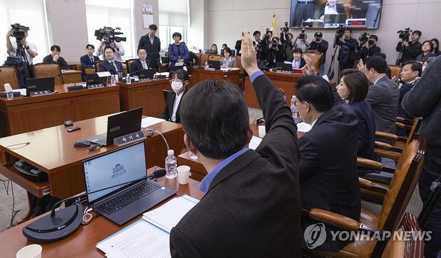 검찰 조작기소 국조특위 여야 또 충돌