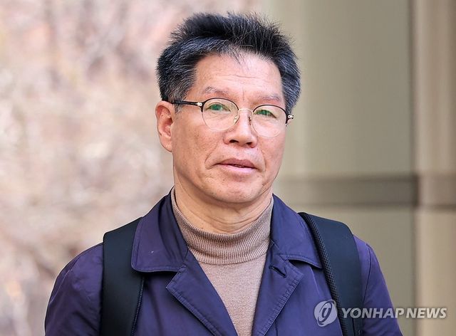 구속 전 피의자 심문 출석하는 김병헌 대표