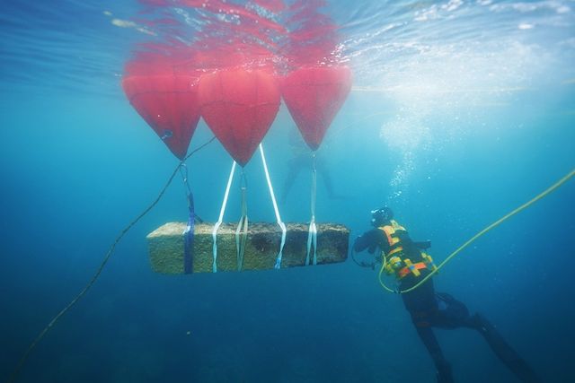 수중유산 발굴 조사 모습 