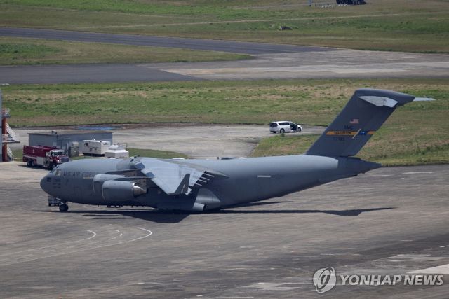 미국 공군의 C-17 수송기