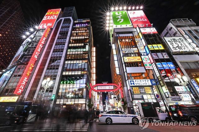 일본 도쿄 가부키초 야경