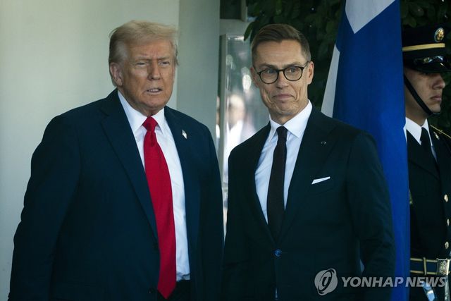 도널드 트럼프 미국 대통령과 알렉산데르 스투브 핀란드 대통령
