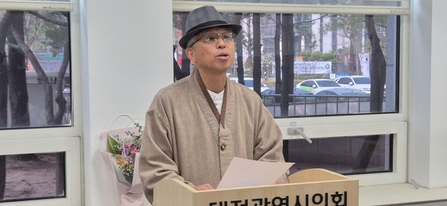 공천심사 결과 발표하는 원용철 위원장 