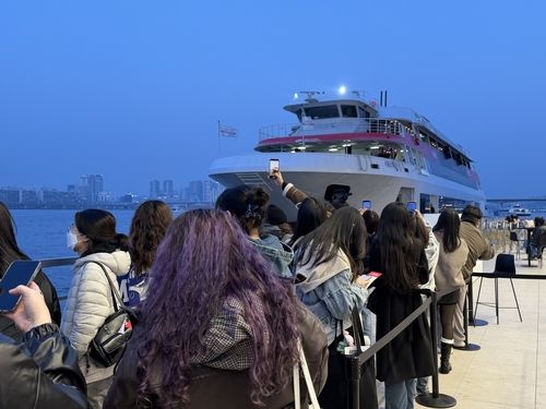 BTS·스포티파이 '스윔사이드' 크루즈 이벤트