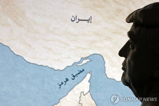 이란 남부에 있는 '글로벌 에너지 동맥' 호르무즈 해협 [로이터 연합뉴스 자료사진. 재판매 및 DB 금지]