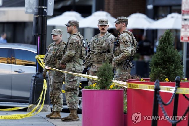 지난해 11월에 워싱턴DC에서 발생한 아프간 국적자의 주방위군 총격사건 현장