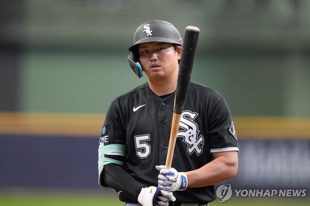 데뷔 3경기 연속 홈런을 때린 일본 출신 강타자 무라카미 무네타카