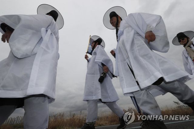 퇴계 선생의 마지막 귀향길을 걷다