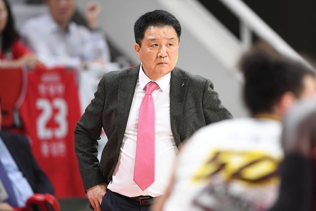 안양 정관장 유도훈 감독