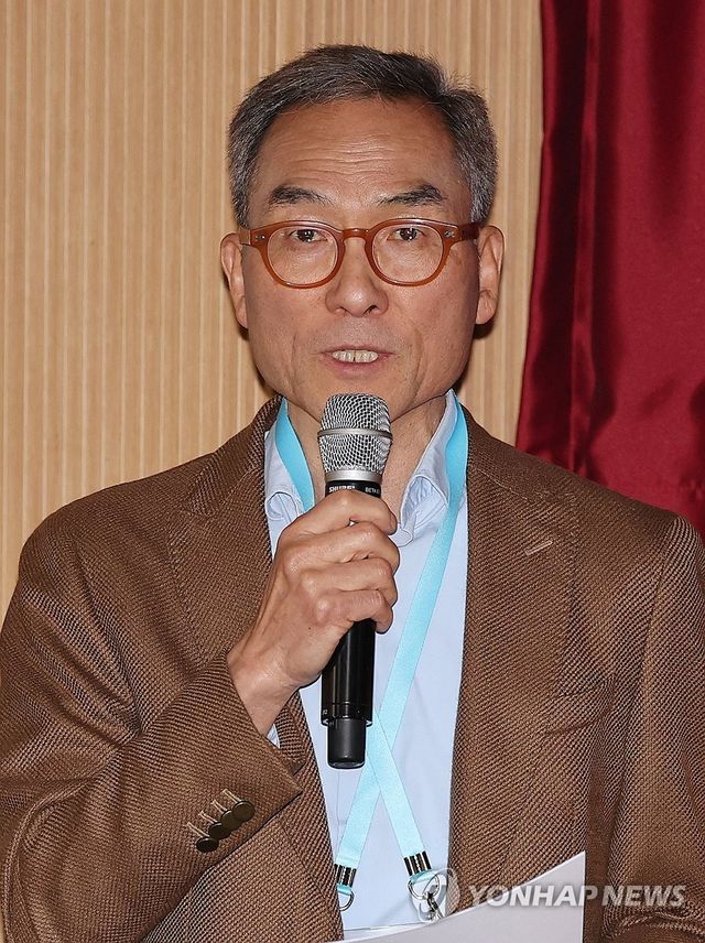 발제하는 최종덕 전 국립문화재연구소장