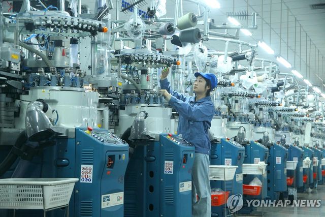 중국 칭다오의 의류 제조 공장