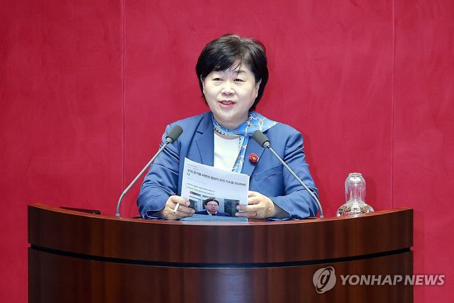 당선 인사하는 서영교 법제사법위원장