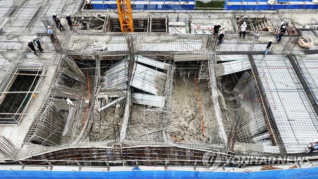 안성 신축 공사장 붕괴 사고 현장