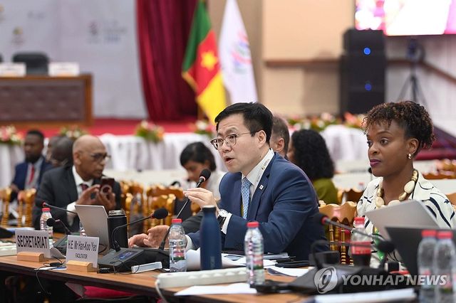 발언하는 여한구 통상본부장