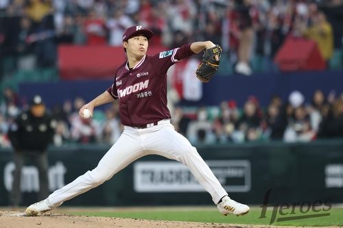 1일 SSG 랜더스전에 선발 등판한 키움 히어로즈 배동현