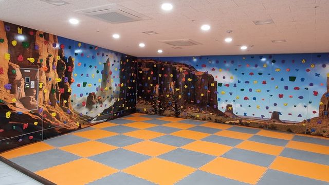 서산 자원회수시설에 설치된 어린이 암벽시설