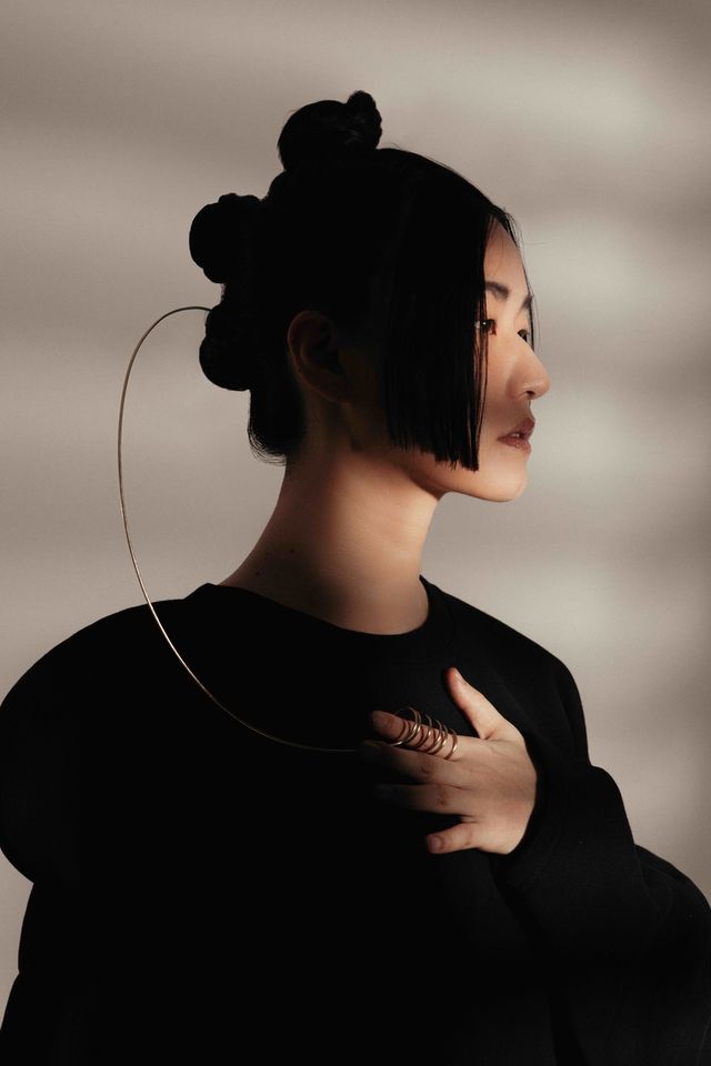 작가 겸 가수 이랑