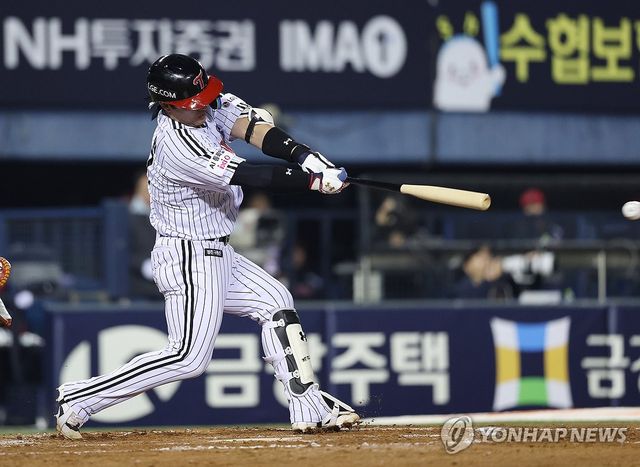 2점 추가하는 LG