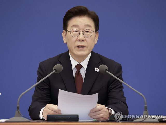 이재명 대통령, 비상경제점검회의 발언