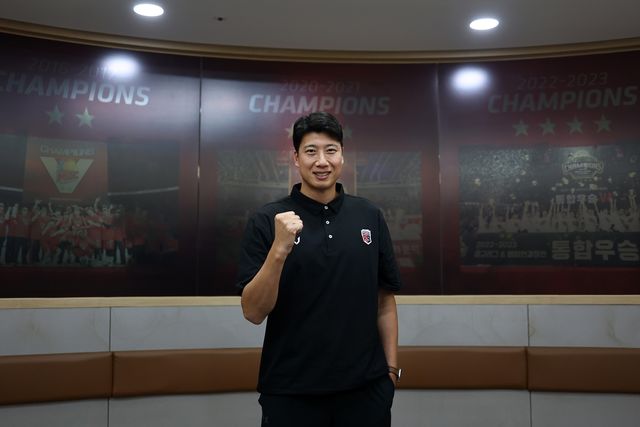 지난달 30일 안양 정관장 아레나에서 연합뉴스와 인터뷰한 양희종 코치