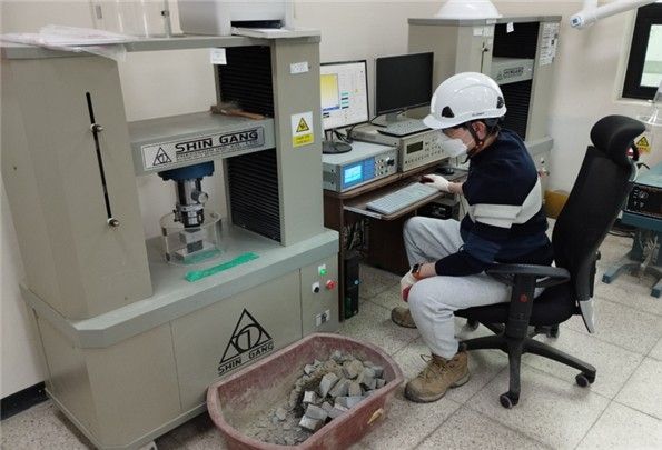 시멘트 압축강도 시험