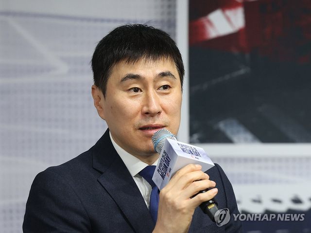 출사표 밝히는 이상민 KCC 감독