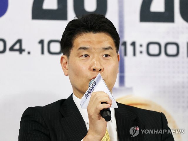 출사표 밝히는 조상현 LG 감독